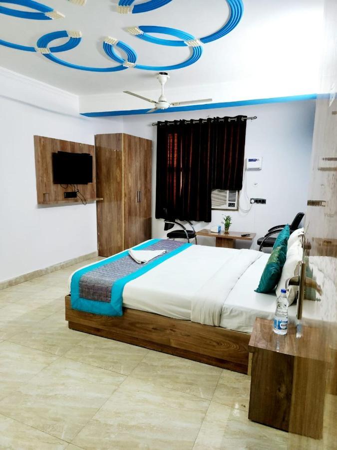 The Hotel Grace Place Inn 뉴델리 외부 사진